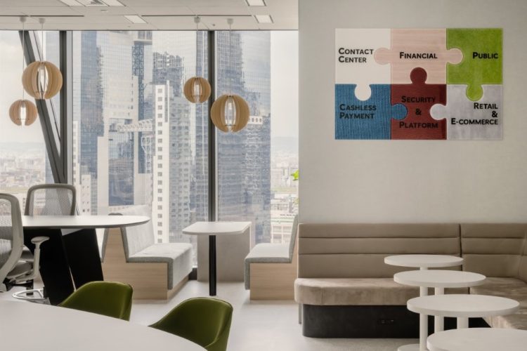 アイティフォー様移転例