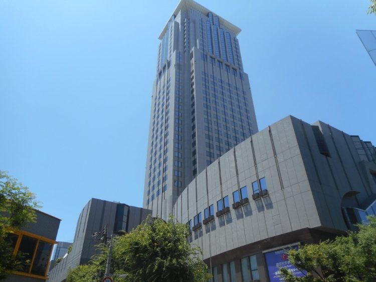 アプローズタワー